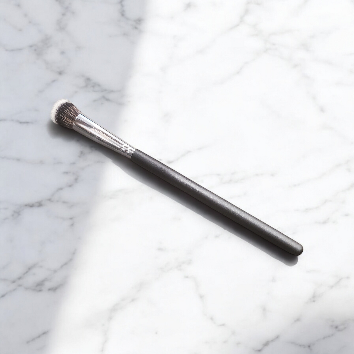 Brocha correctora y para imperfecciones