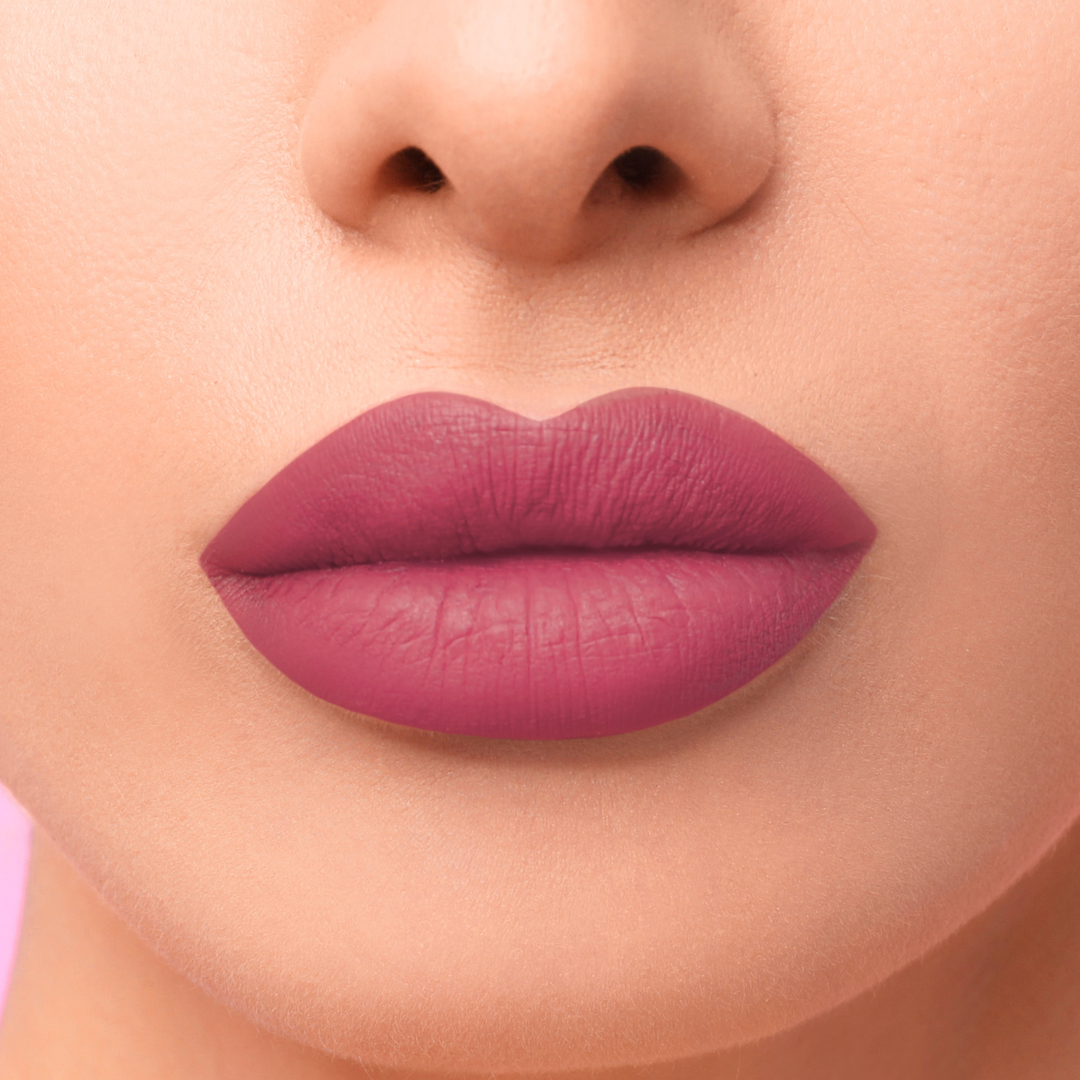 Lápiz labial líquido en crema mate TrueColor