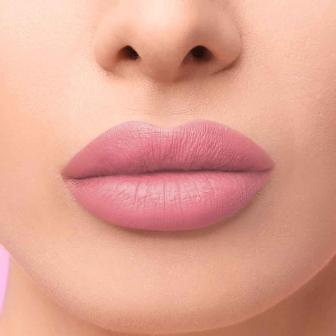 Lápiz labial líquido - Mate, resistente al agua y a las manchas