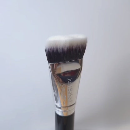 Brocha para contorno facial