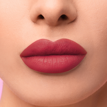 Lápiz labial líquido - Mate, resistente al agua y a las manchas